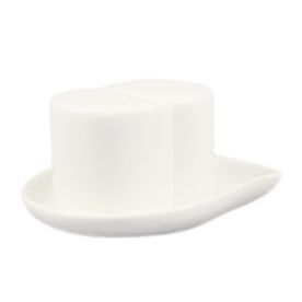 Salt & Pepper Shakers W/ Saucer [Shaker 2 3/4" I Saucer 5 7/8"]