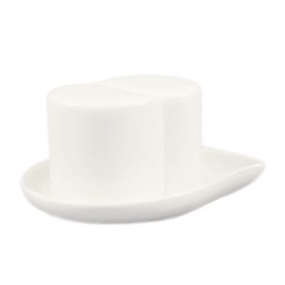 Salt & Pepper Shakers W/ Saucer [Shaker 2 3/4" I Saucer 5 7/8"]